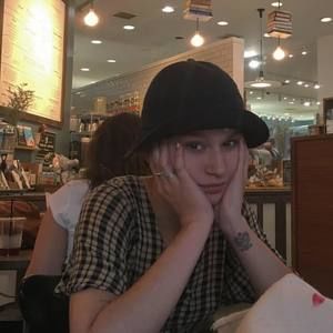 Meet your Posher, Natalia